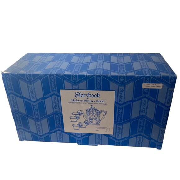 Dept 56 Storybook Hickory Dickory Dock Handpainted Ceramic Teapot Tea Set Retire - Picture 2 of 11